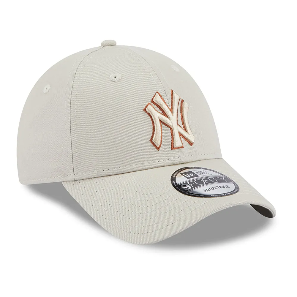 New Era 9FORTY New York Yankees Baseball Cap - MLB Team Outline - Stone-Toffee