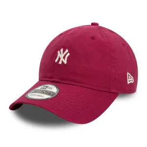 New Era 9TWENTY New York Yankees Baseball Cap - MLB Mini Washed - Cherry Red